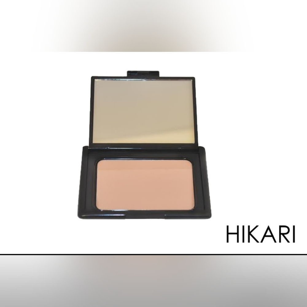 NWT Hikari Cosmetics Pressed Powder - Light (SET OF 4)